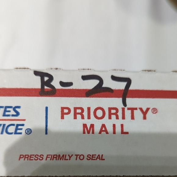 KNOB CREEK Tan Canvas Tote... PRETTY COOL PIECE .... - Picture 10 of 10